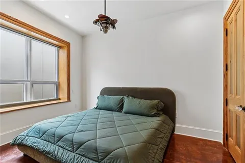 $749,000 | 840 Tchoupitoulas Street, Unit 213, New Orleans, LA 70130