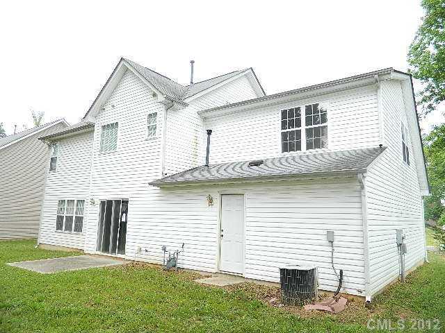 9630 Langston Mill Road Charlotte, NC 28216 - Photo 2 of 13
