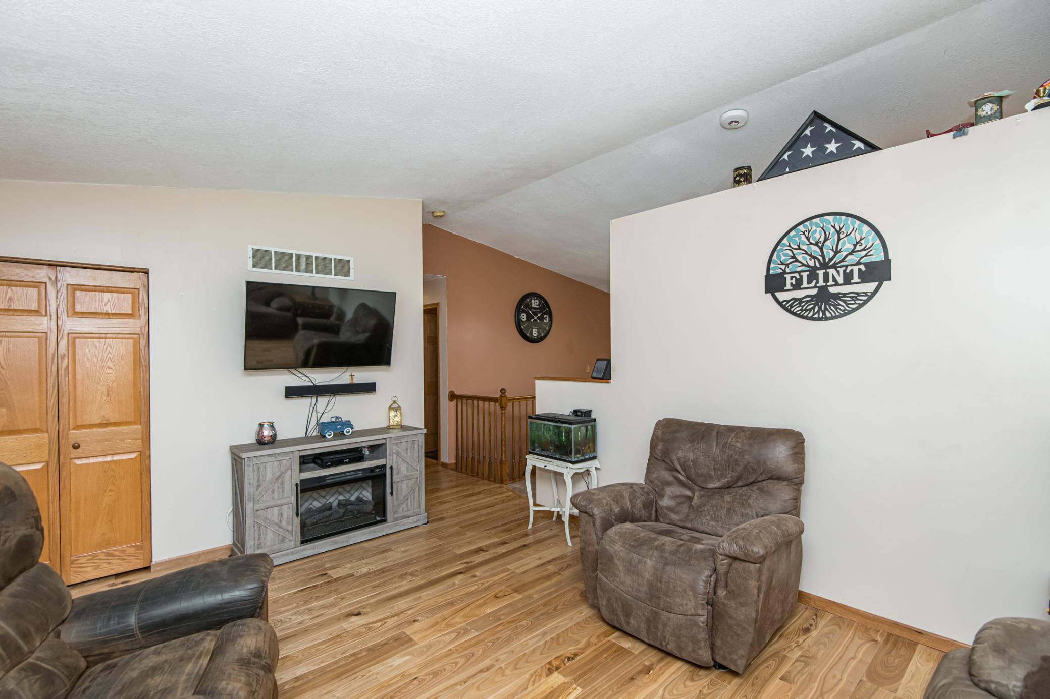 2030 50th Street Northwest Rochester, MN 55901 - Photo 4 of 34