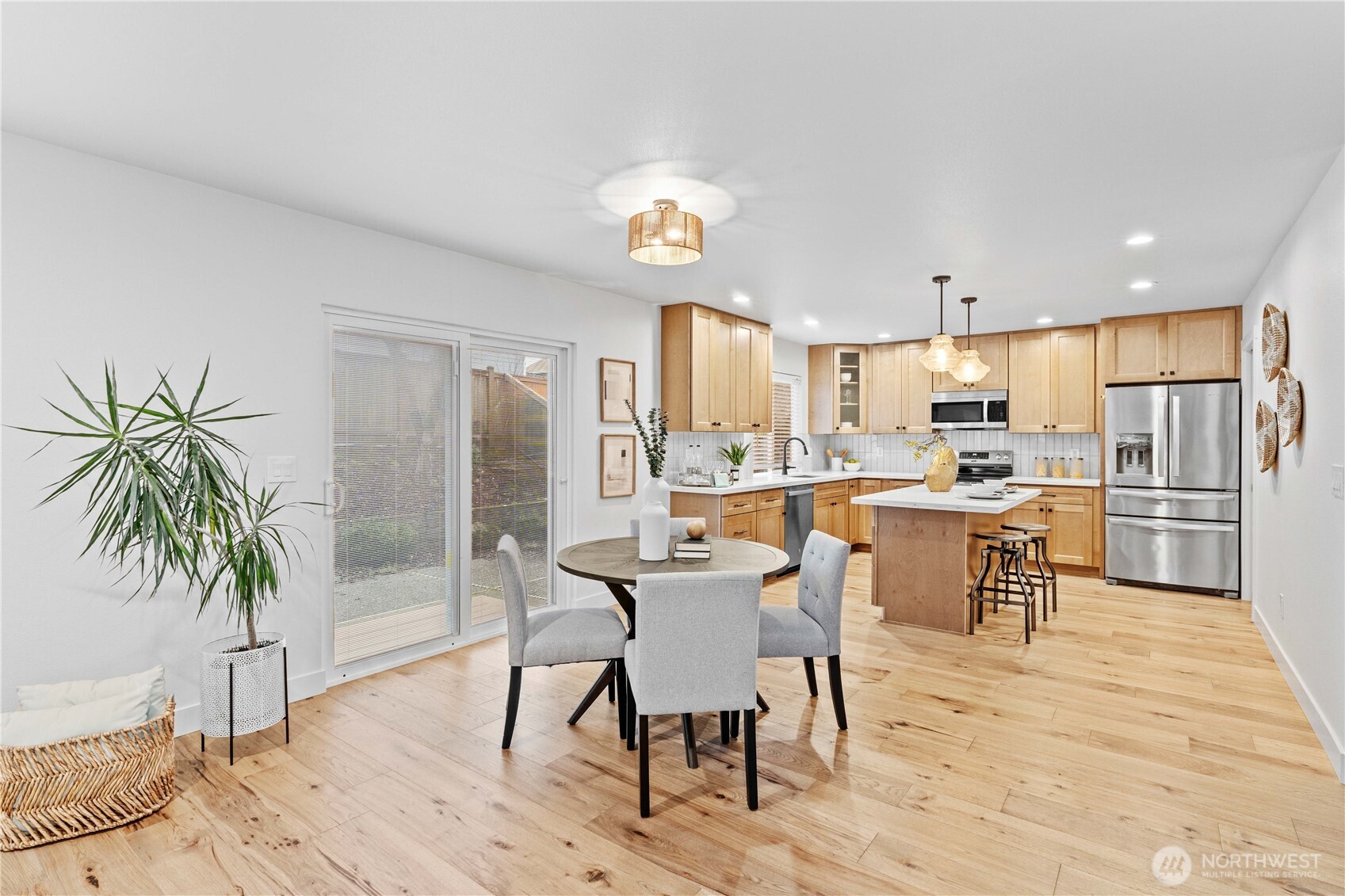 4002 45th Avenue Northeast Tacoma, WA 98422 - Photo 11 of 34