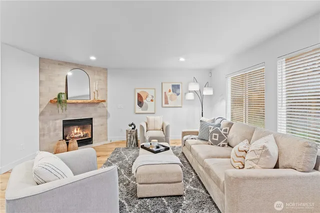 $750,000 | 4002 45th Avenue Northeast, Tacoma, WA 98422