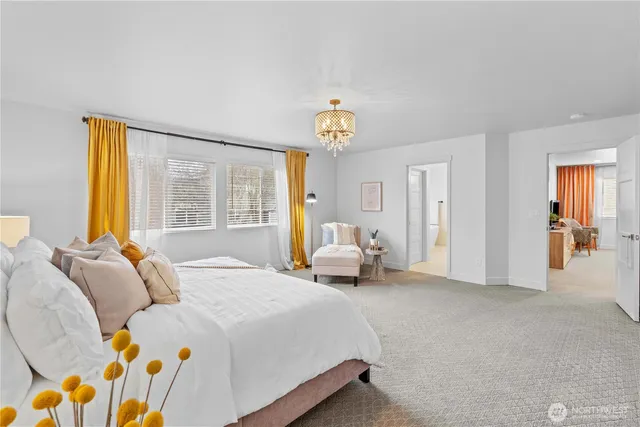 $750,000 | 4002 45th Avenue Northeast, Tacoma, WA 98422