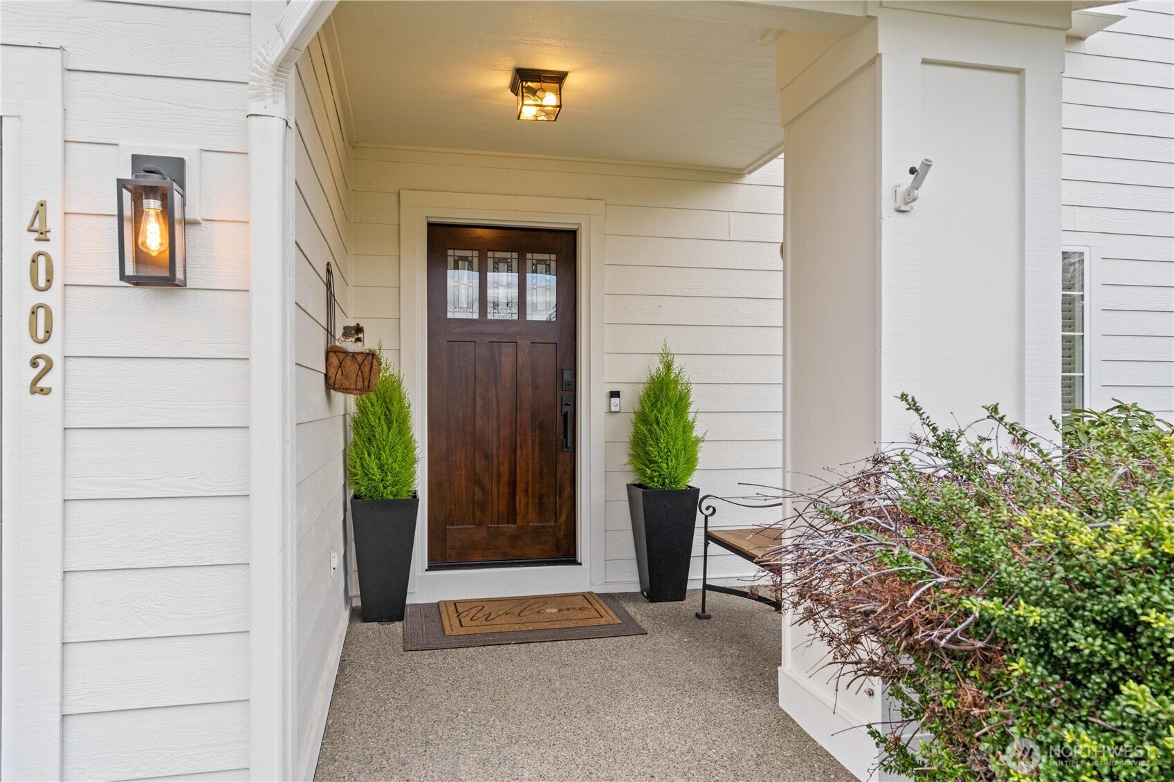 4002 45th Avenue Northeast Tacoma, WA 98422 - Photo 2 of 34