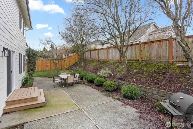 $750,000 | 4002 45th Avenue Northeast, Tacoma, WA 98422
