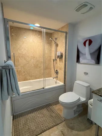 $3,450 | 41 Southeast 5th Street, Unit 2305, Miami, FL 33131