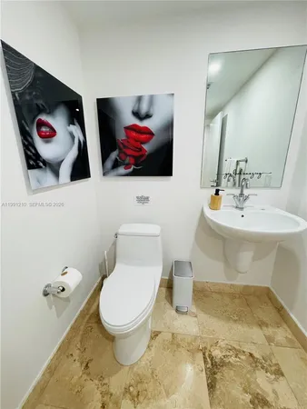 $3,450 | 41 Southeast 5th Street, Unit 2305, Miami, FL 33131