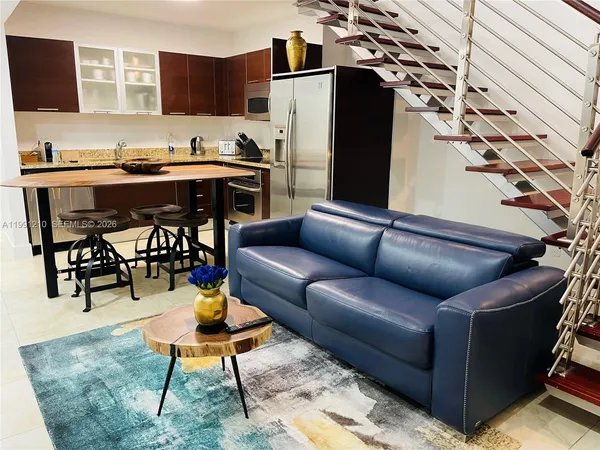 $3,450 | 41 Southeast 5th Street, Unit 2305, Miami, FL 33131