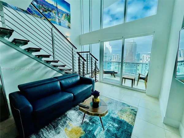 $3,450 | 41 Southeast 5th Street, Unit 2305, Miami, FL 33131