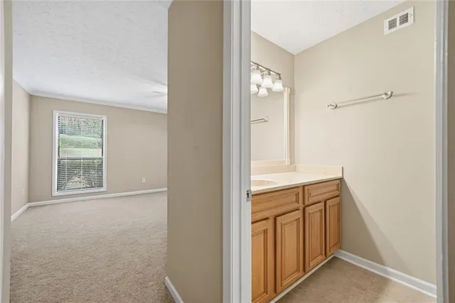 $210,000 | 1202 Cumberland Court Southeast, Smyrna, GA 30080