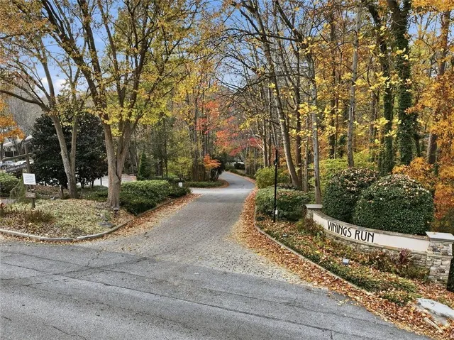 $210,000 | 1202 Cumberland Court Southeast, Smyrna, GA 30080