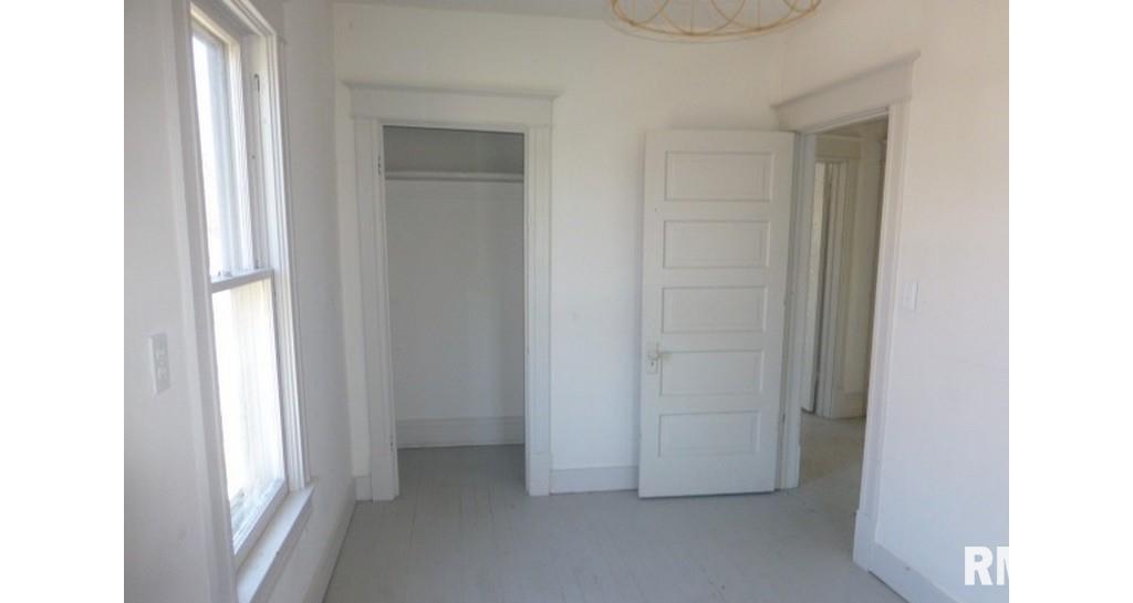 1825 South College Street Springfield, IL 62704 - Photo 12 of 14