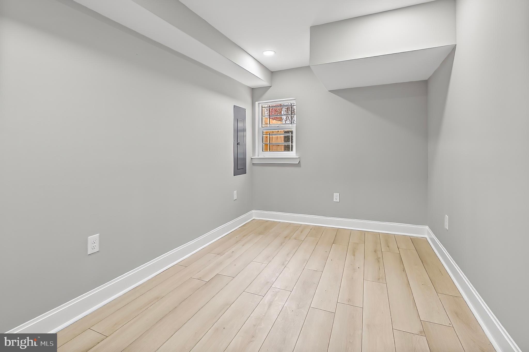 539 East 23rd Street Baltimore, MD 21218 - Photo 18 of 29 wooden floor in a room