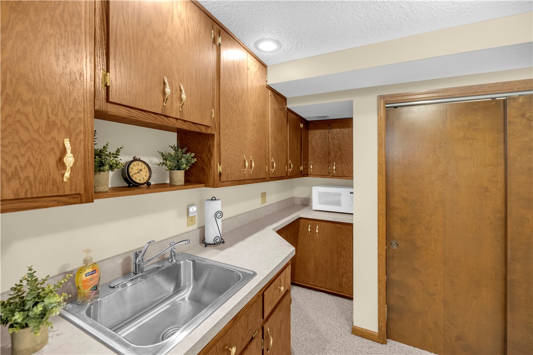 1120 Meadowview Drive Decatur, IL 62526 - Photo 35 of 47 Gallery Image 35