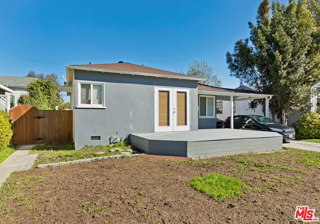 2256 Wellesley Avenue Los Angeles, CA 90064 - Photo 4 of 10