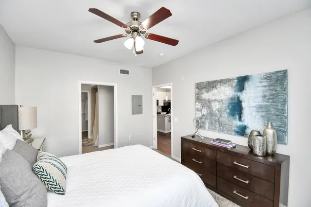 $1,193 | 6777 Sommerall Drive, Unit 1636, Houston, TX 77084