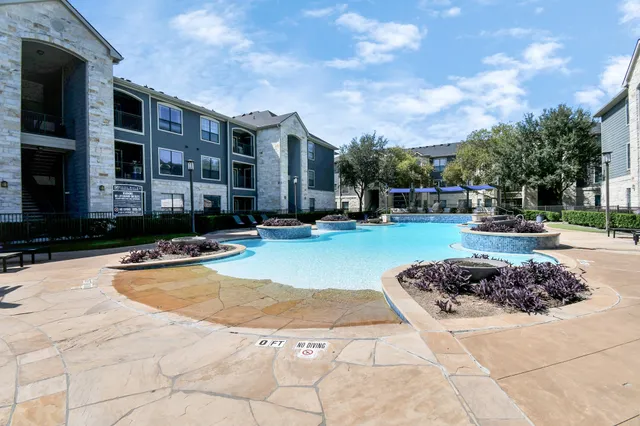 $1,193 | 6777 Sommerall Drive, Unit 1636, Houston, TX 77084