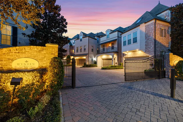 $6,900 | 1202 Wynden Commons Lane, Houston, TX 77056