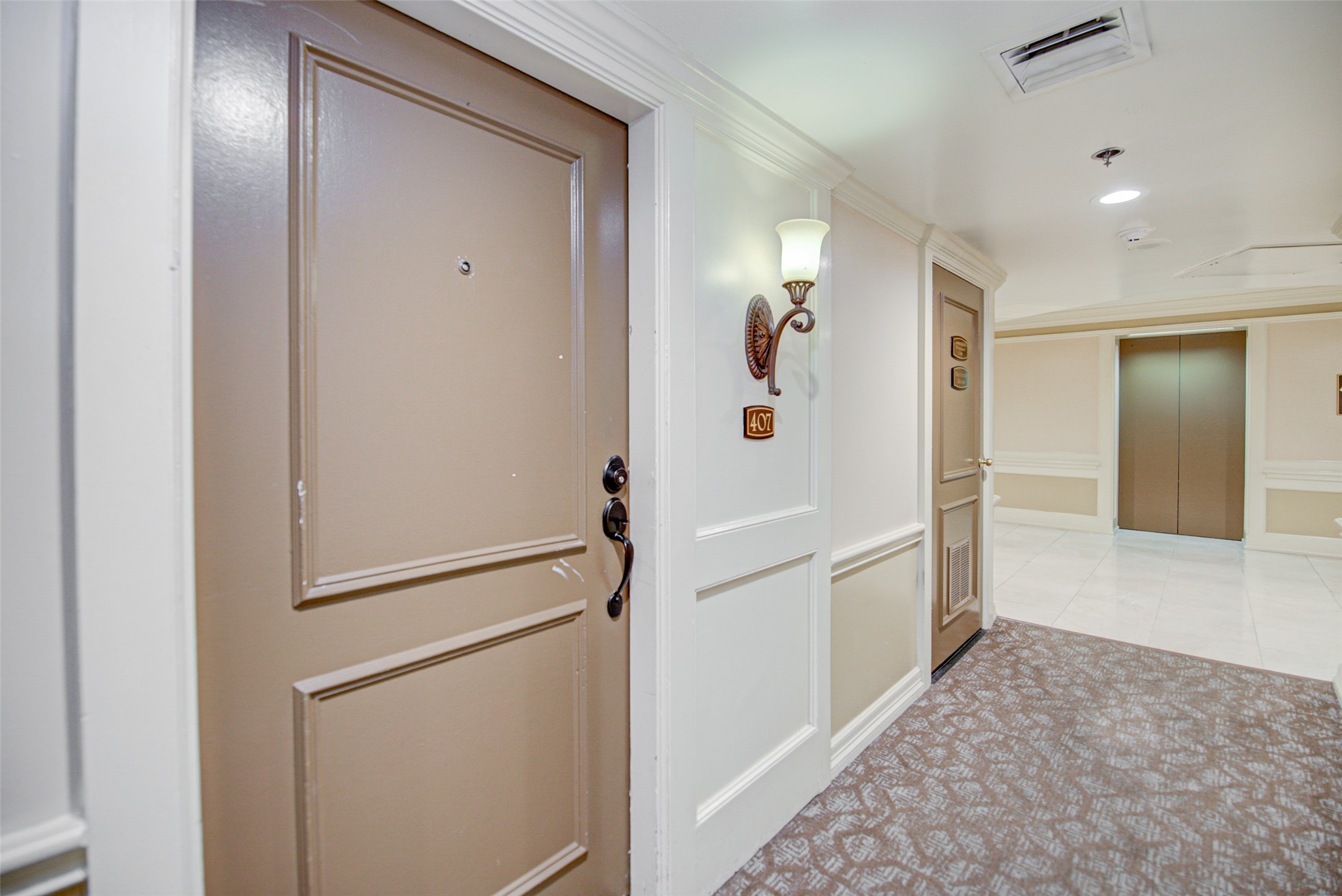 3525 Sage Road, Unit 407 Houston, TX 77056 - Photo 2 of 45