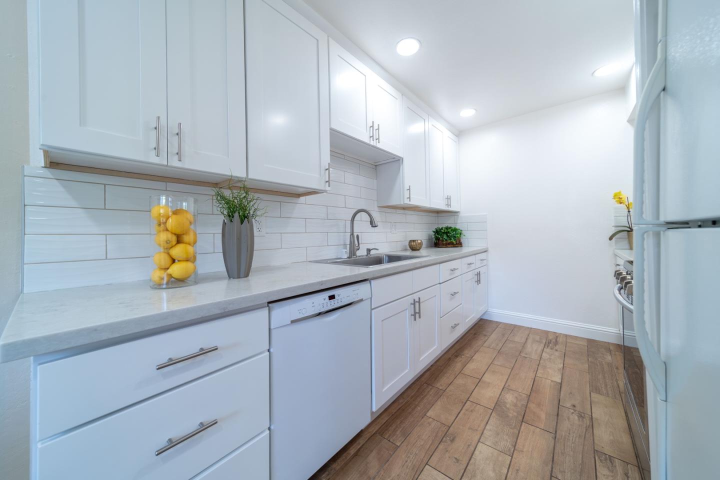 312 Rio Verde Place, Unit 2 Milpitas, CA 95035 - Photo 6 of 35 Gallery Image 6