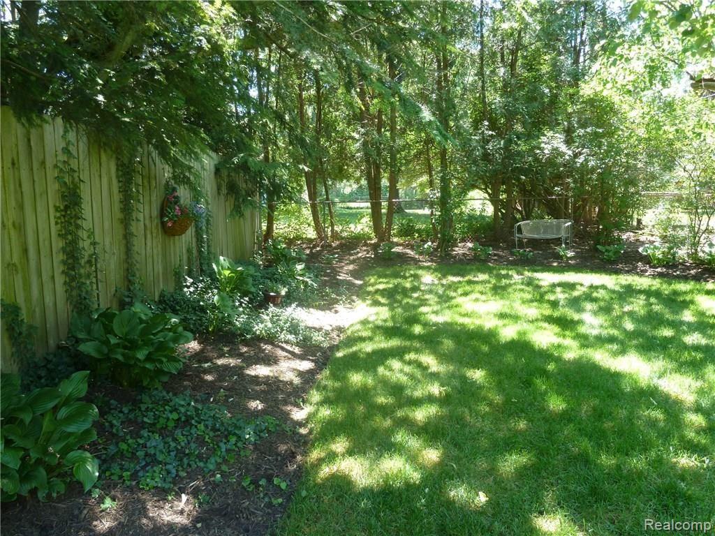 31505 Waltham Road Beverly Hills, MI 48025 - Photo 30 of 45