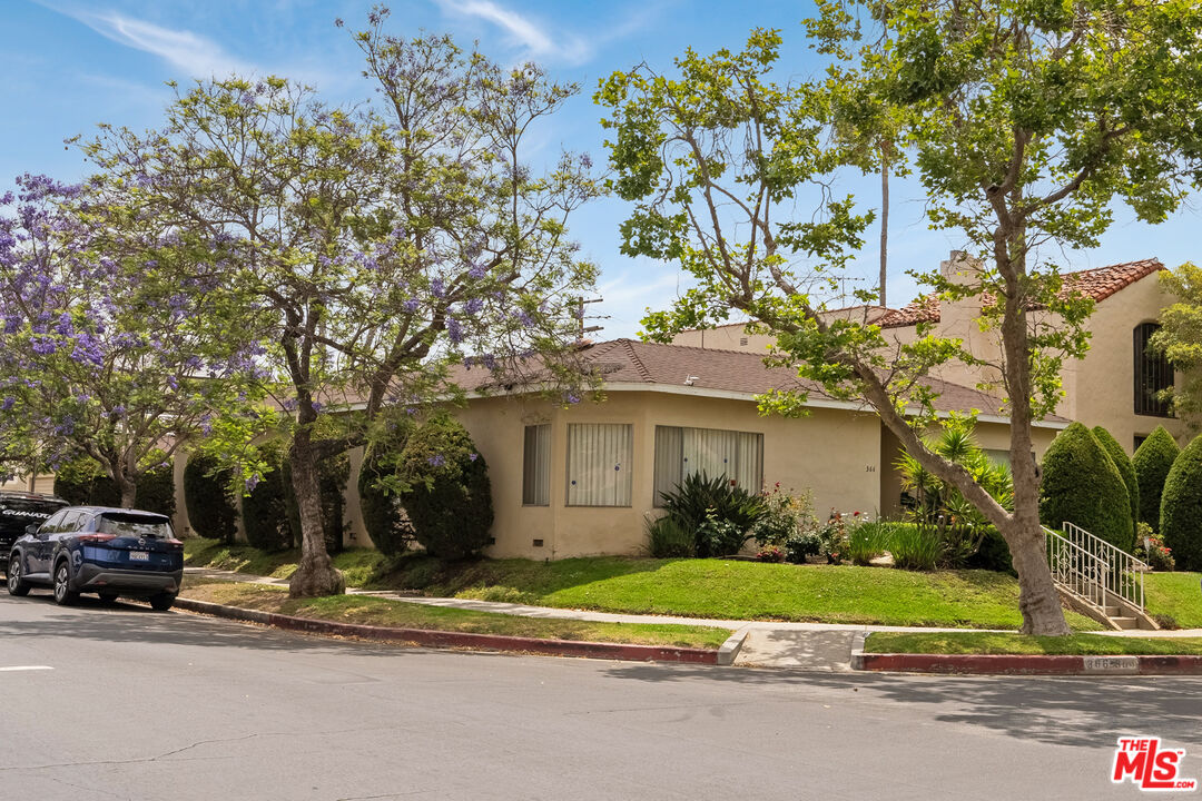 364 North Mansfield Avenue Los Angeles, CA 90036 - Photo 6 of 10