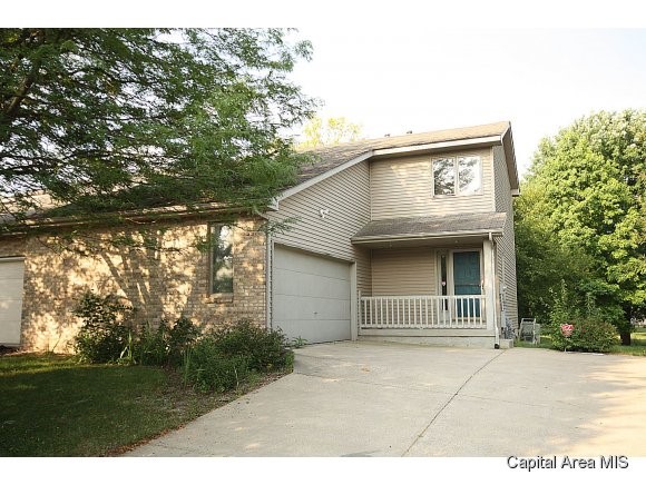3318 Ashley Lane Springfield, IL 62711 - Photo 1 of 18