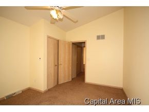 3318 Ashley Lane Springfield, IL 62711 - Photo 13 of 18