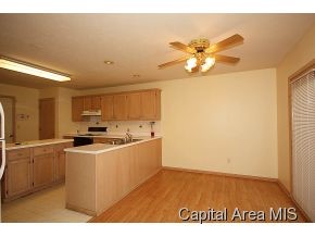 3318 Ashley Lane Springfield, IL 62711 - Photo 8 of 18