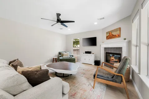 $875,000 | 3401 Zebecca Creek Drive, Austin, TX 78732