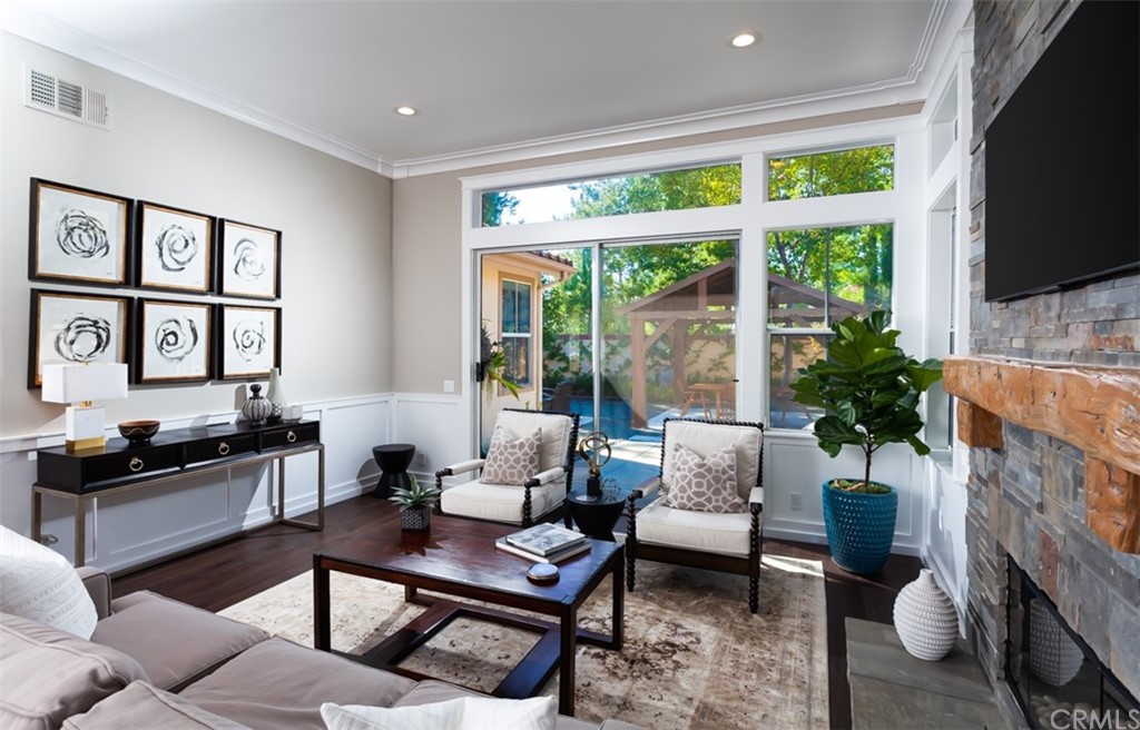 12191 McCulla Drive Tustin, CA 92782 - Photo 7 of 49