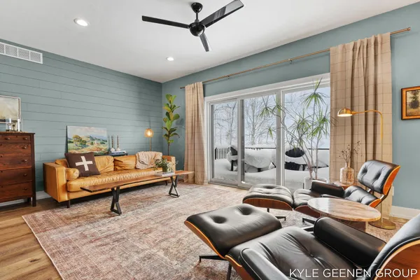 $759,900 | 312 48th Avenue, Zeeland, MI 49464