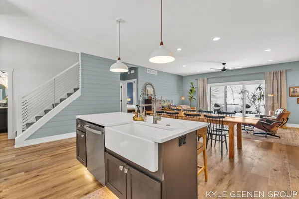 $759,900 | 312 48th Avenue, Zeeland, MI 49464