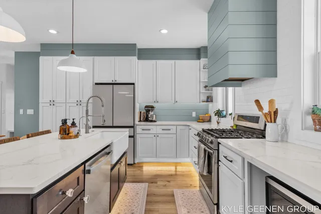 $789,900 | 312 48th Avenue, Zeeland, MI 49464