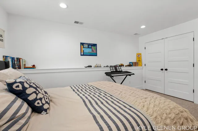 $789,900 | 312 48th Avenue, Zeeland, MI 49464