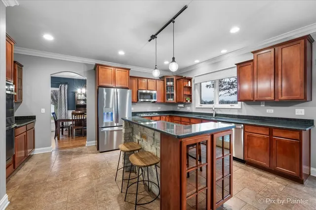 $699,000 | 10613 Pebble Drive, Huntley, IL 60142