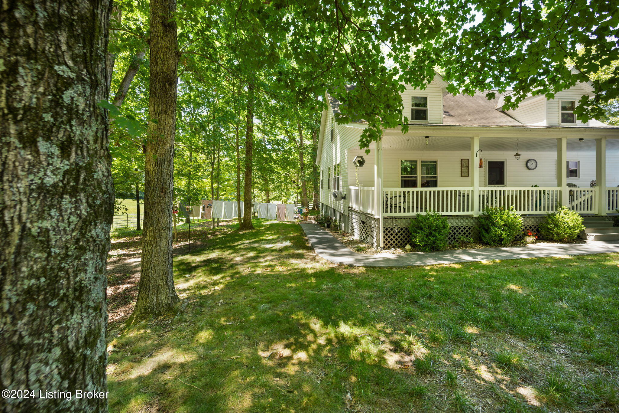 251 Roseburg Road Cub Run, KY 42729 - Photo 12 of 127 16-web-or-mls-542A2956