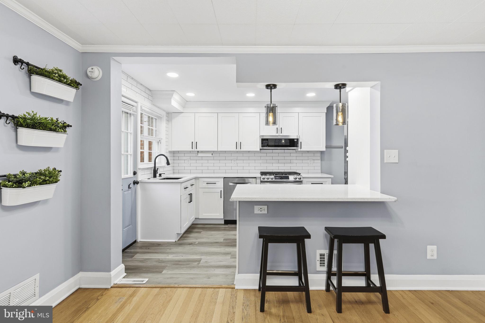 1587 Doxbury Road Towson, MD 21286 - Photo 7 of 31 Modern kitchen with stylish accents.