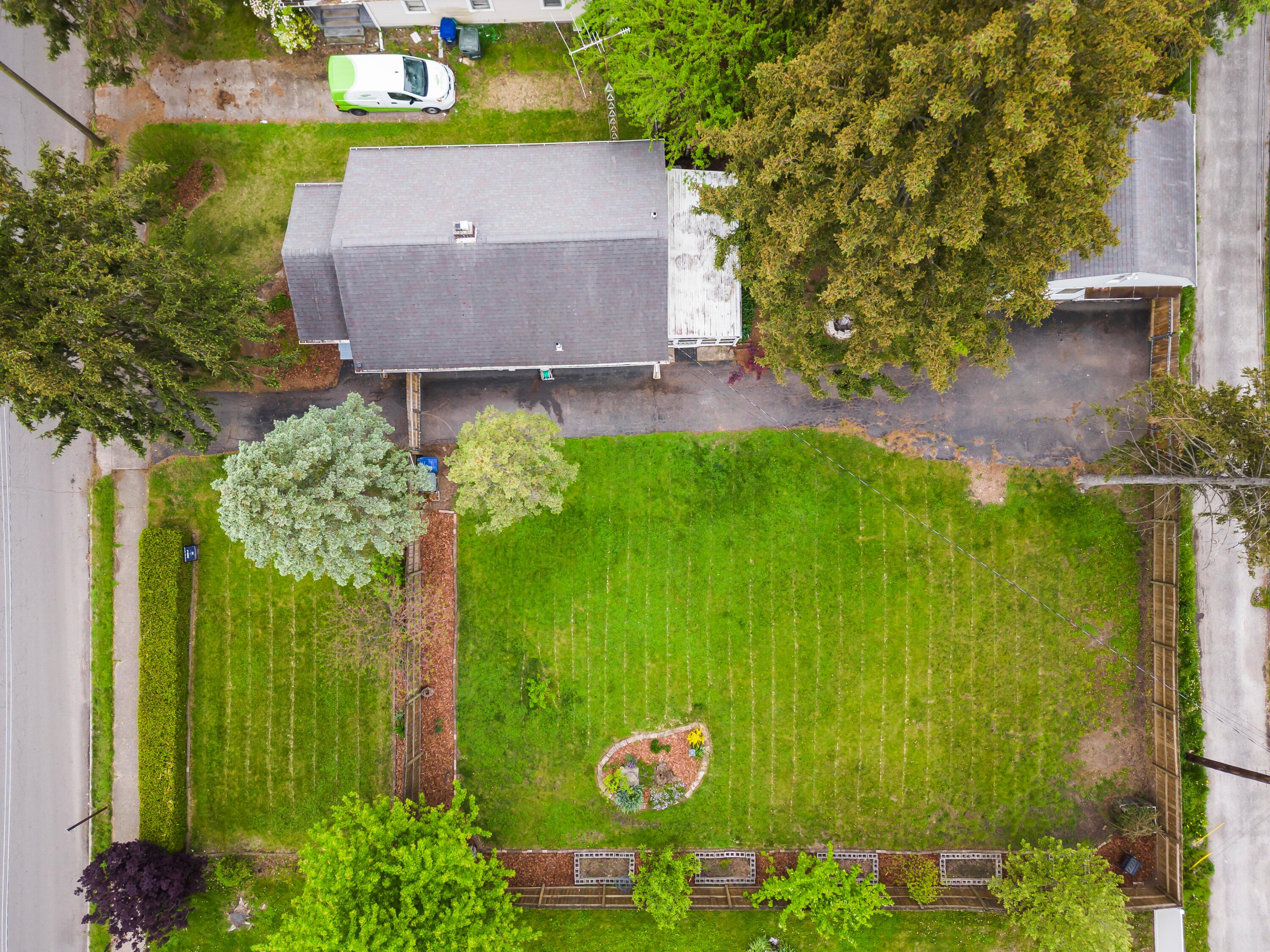 3189 McGuffey Road Columbus, OH 43224 - Photo 5 of 40 DJI_0406