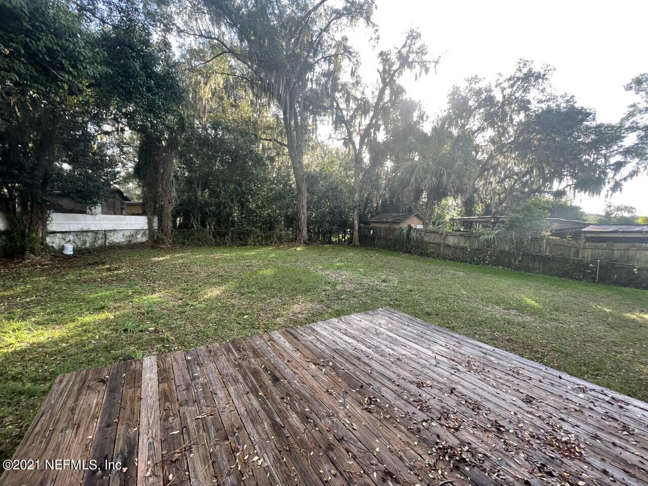 2915 Lopez Road Jacksonville, FL 32216 - Photo 9 of 11 thumbnail_IMG_0689