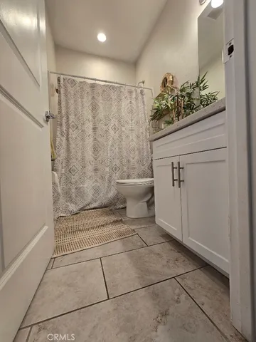 $819,900 | 9871 Alburtis Avenue, Unit 38, Santa Fe Springs, CA 90670