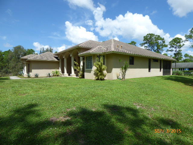 15581 85th Road North Loxahatchee, FL 33470 - Photo 2 of 23 P4230008