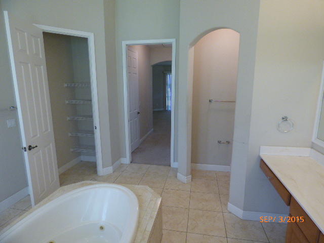 15581 85th Road North Loxahatchee, FL 33470 - Photo 8 of 23 P4230036