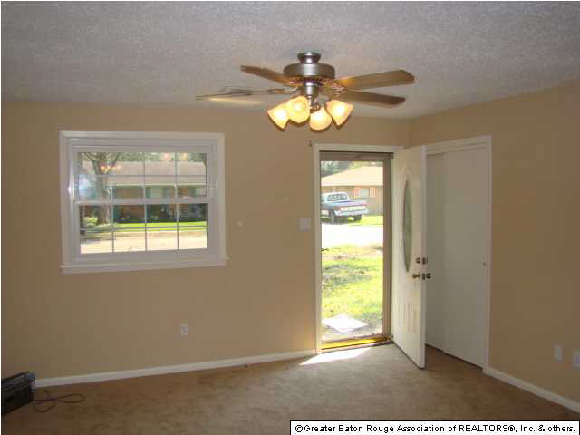 4068 Greenwell Street Baton Rouge, LA 70805 - Photo 6 of 9 Gallery Image 6