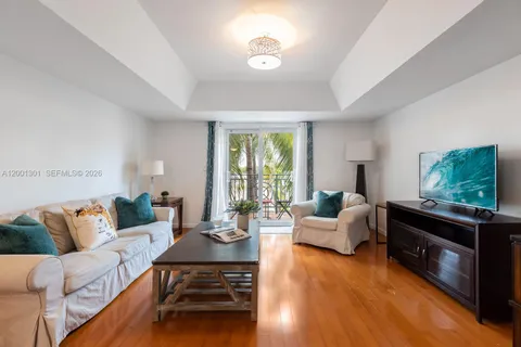 $4,000 | 635 Euclid Avenue, Unit 225, Miami Beach, FL 33139