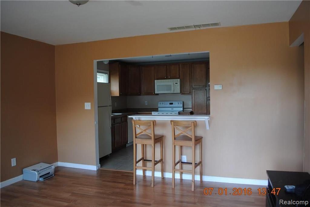 26050 Beverly Road Taylor, MI 48180 - Photo 7 of 17