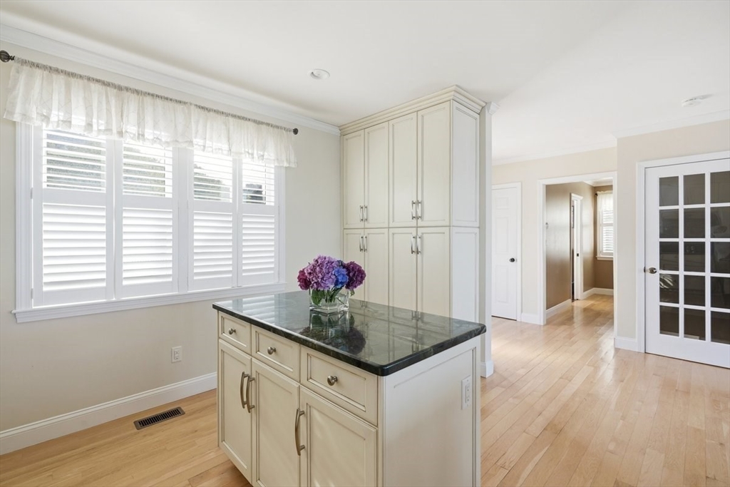 84 Sagamore Road Bourne, MA 02562 - Photo 14 of 39 Gallery Image 14