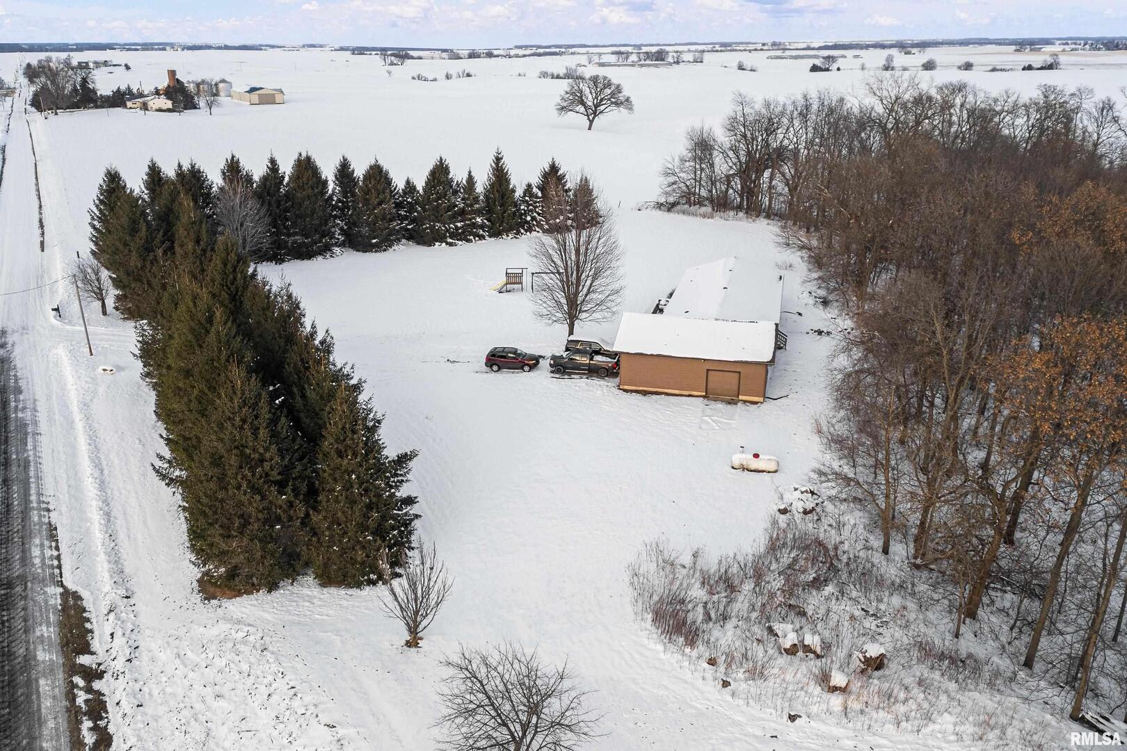 1231 90th Street Joy, IL 61260 - Photo 7 of 38 a view of a outdoor space