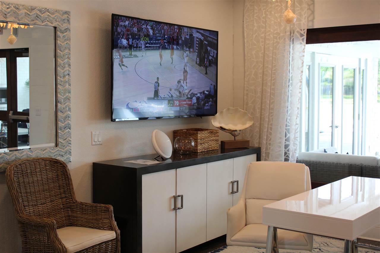 20050-407 Oak Road East, Unit 407 Gulf Shores, AL 36542 - Photo 30 of 50 Clubhouse TV