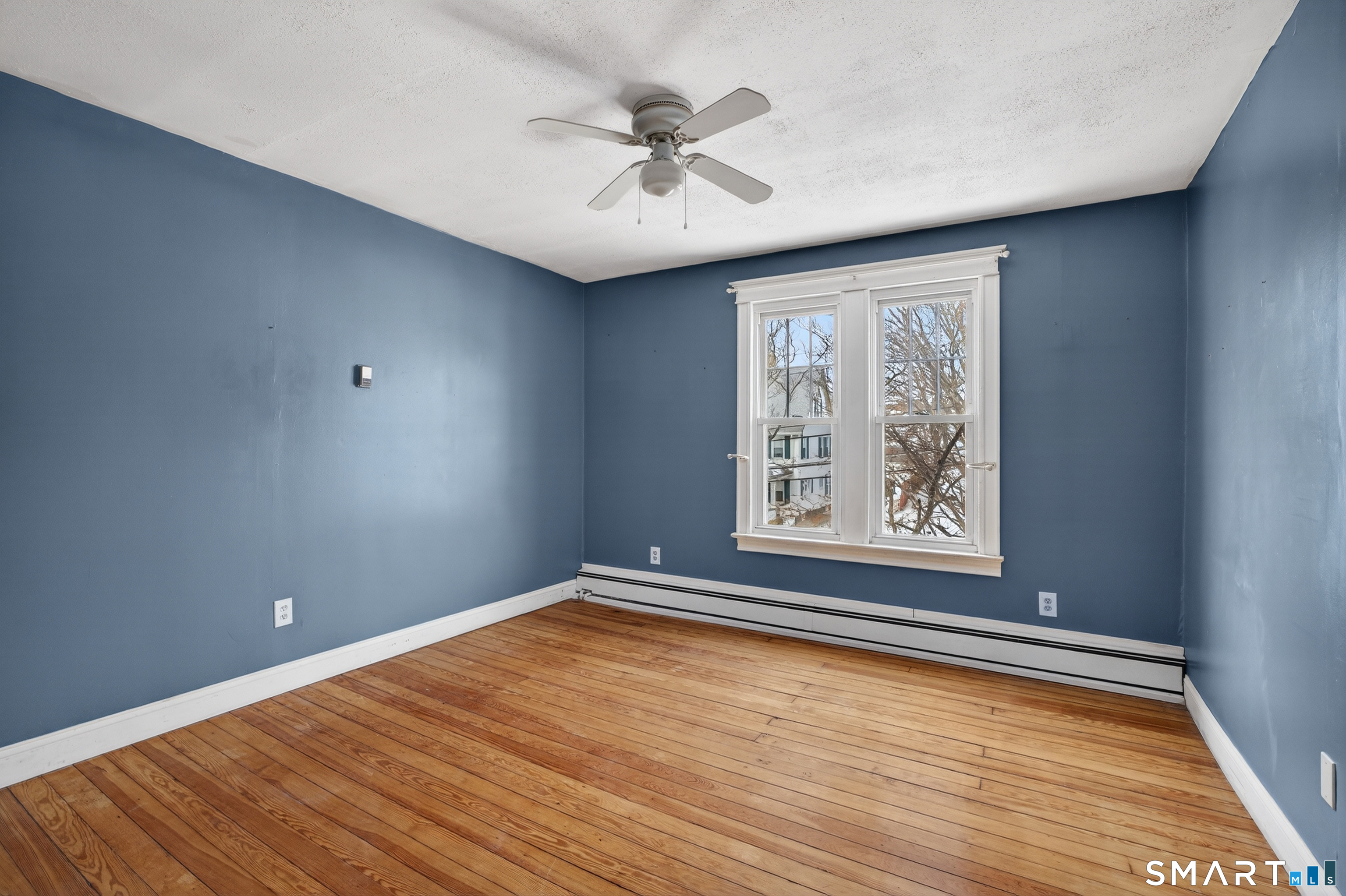 85 Baker Avenue Groton, CT 06340 - Photo 29 of 36 second guest bedroom