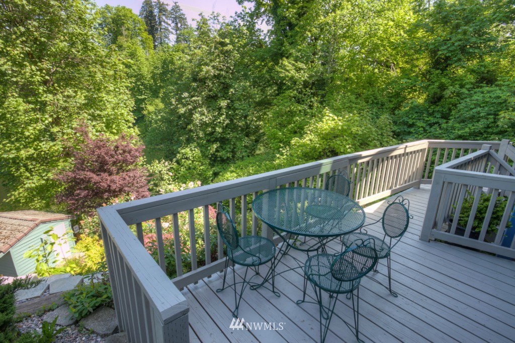 26612 Lake Fenwick Road South Kent, WA 98032 - Photo 13 of 22